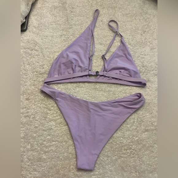 Lilly’s One Shoulder High Cut Bikini - Picture 3 of 7